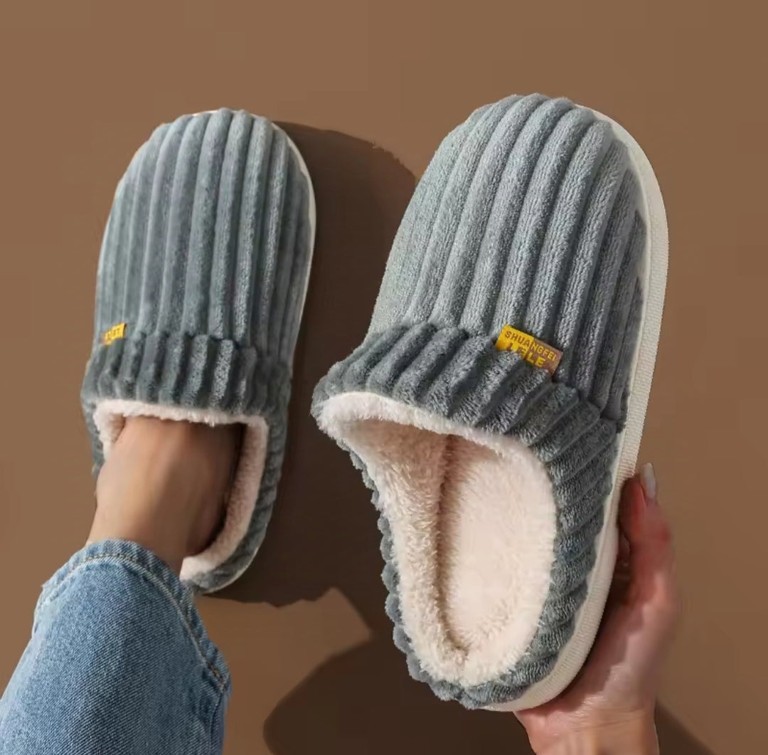 COMFORT SLIPPERS OPEN