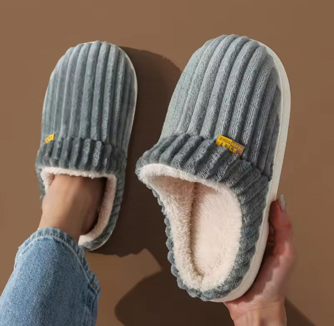 COMFORT SLIPPERS OPEN