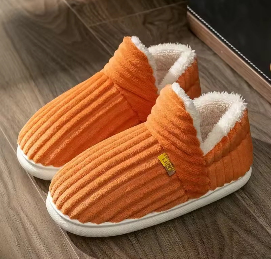 COMFORT SLIPPERS